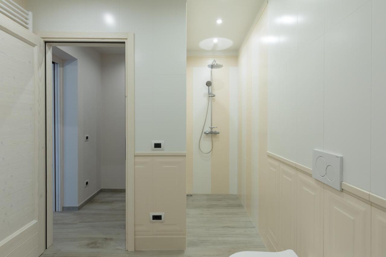 Residenza Conca Verde B&B Il Monolocale Rogolo Bagian luar foto